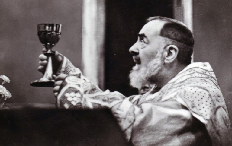 Praying with the Capuchin Saints – St Pio of Pietrelcina